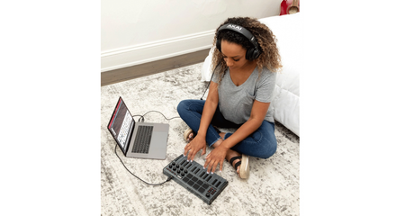 AKAI MPK Mini MK3 Grey Teclado Controlador Midi con Software MPC Beats