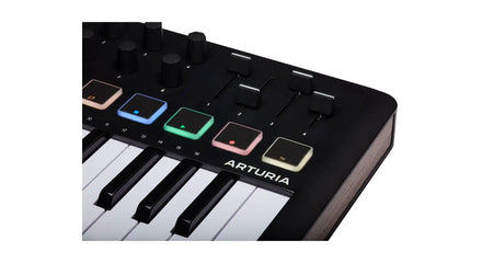 Arturia Minilab 3 Black Controlador MIDI USB Compacto