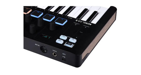 Arturia Minilab 3 Black Controlador MIDI USB Compacto