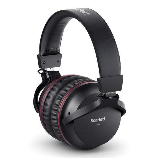 Focusrite Scarlett 2i2 Studio 4th Gen